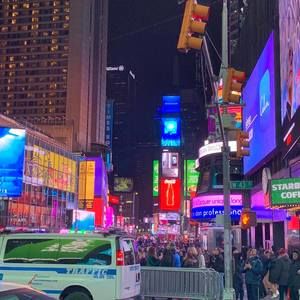 Meet your Posher, Eligio